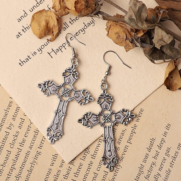 Cross Gorgeous Earrings - Picture 3 of 4